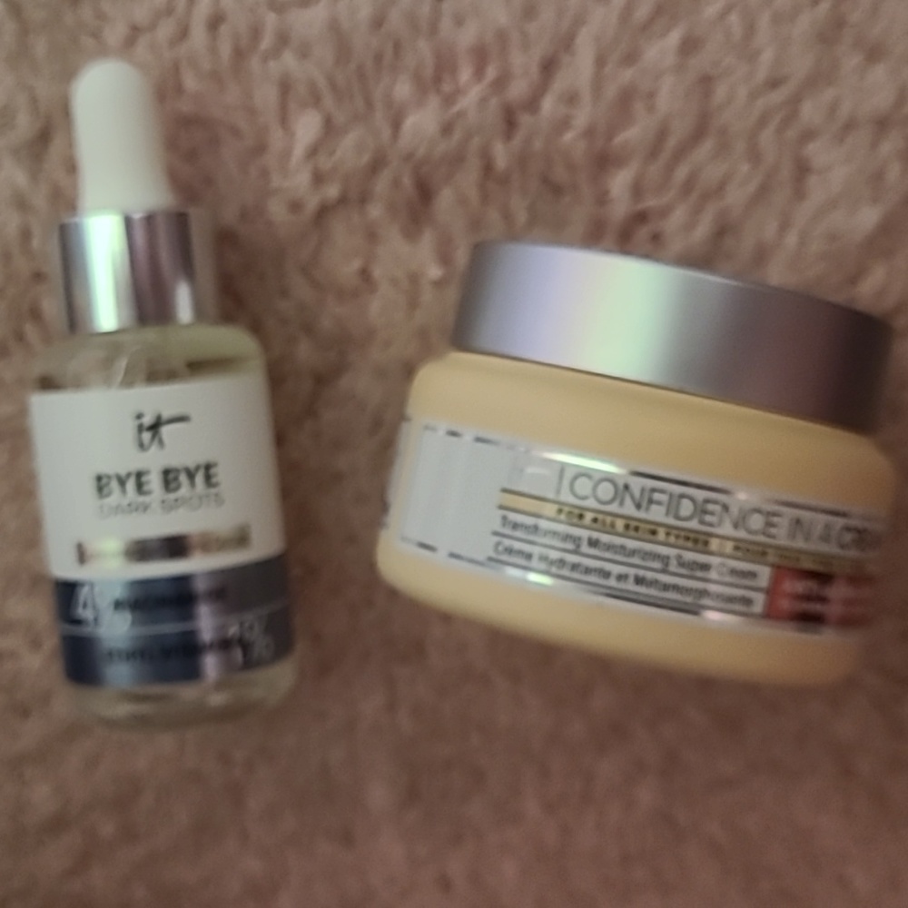 Skincare it cosmetics bundle never opened